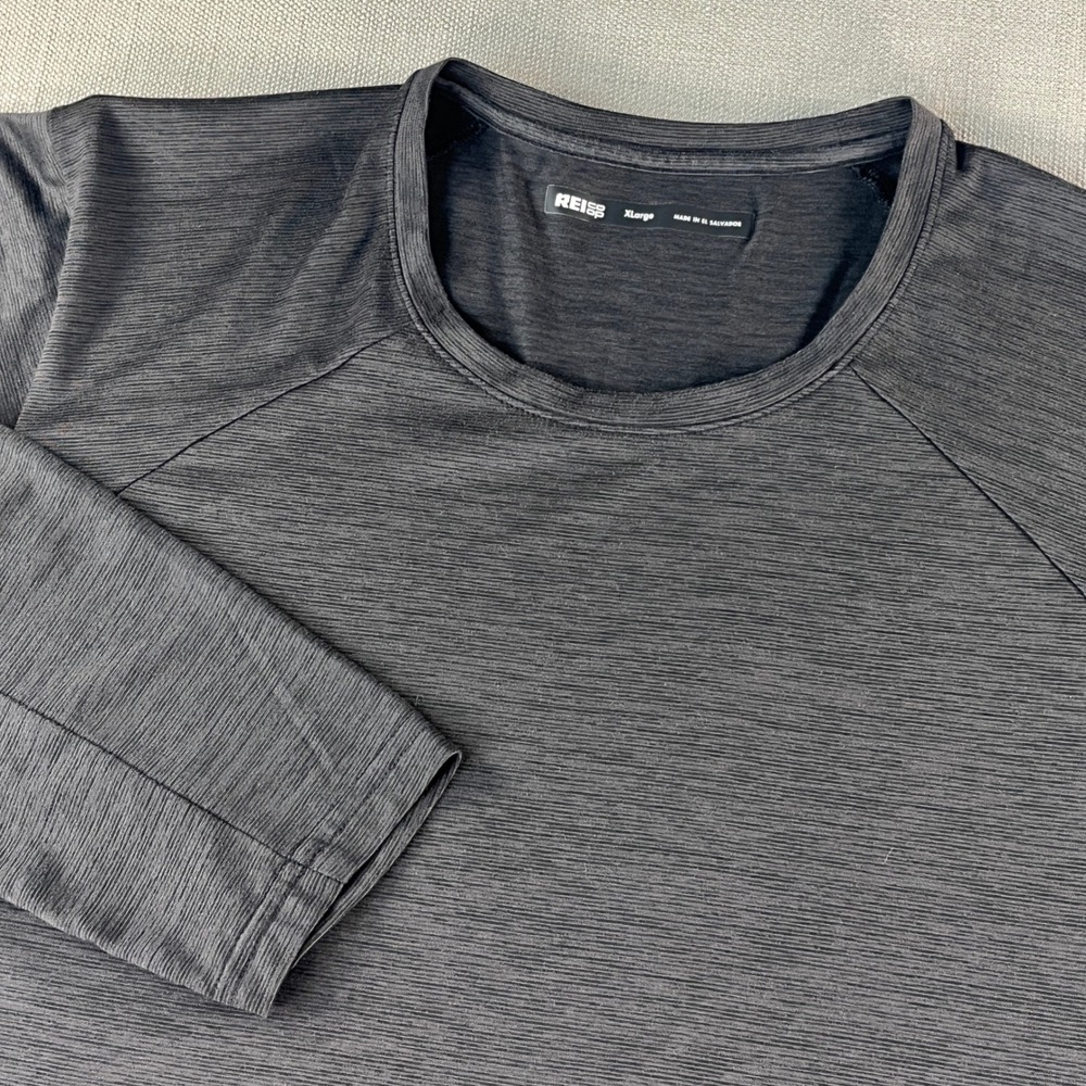 REI Co-op Long Sleeve Performance Shirt Mens XL Gray Heathered Raglan Activewear